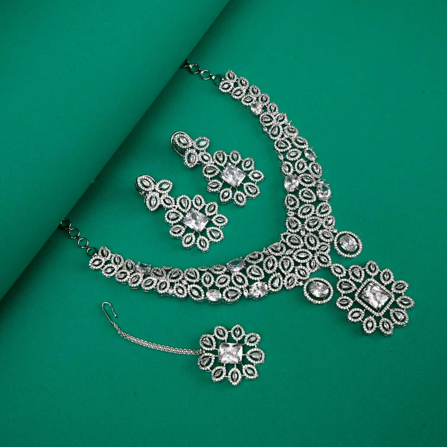 Ridhi Necklace