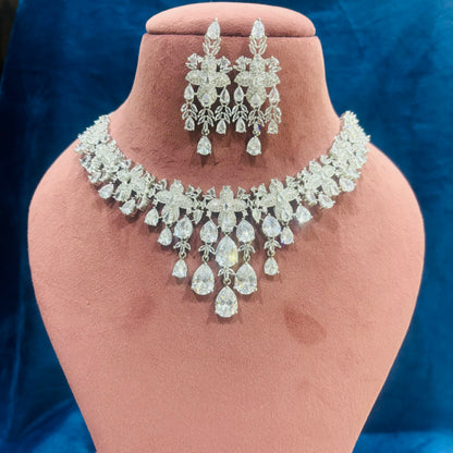 Shringarika executive 1 white necklace set